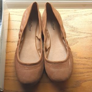 Lucky Brand Emmie Flats in Bourbon, Size 10